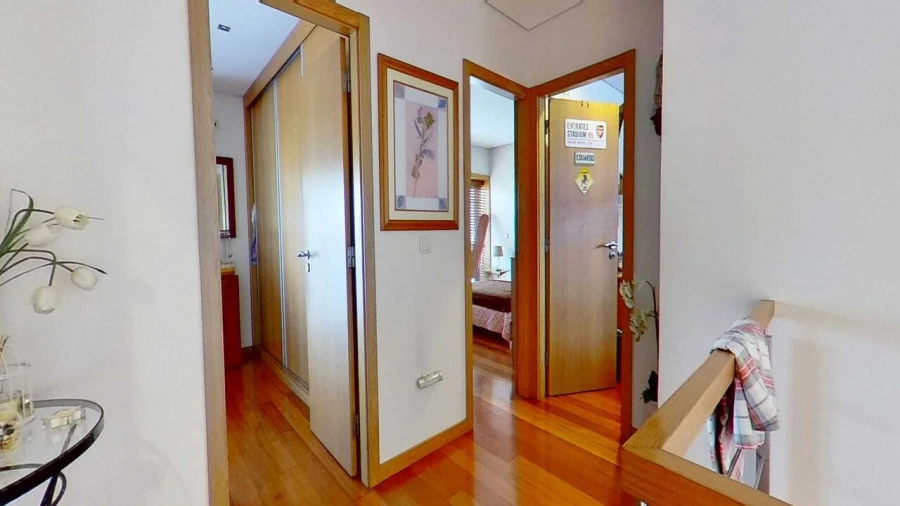 Moradia T4 para Venda em Mafamude e Vilar do Paraíso Foto 29