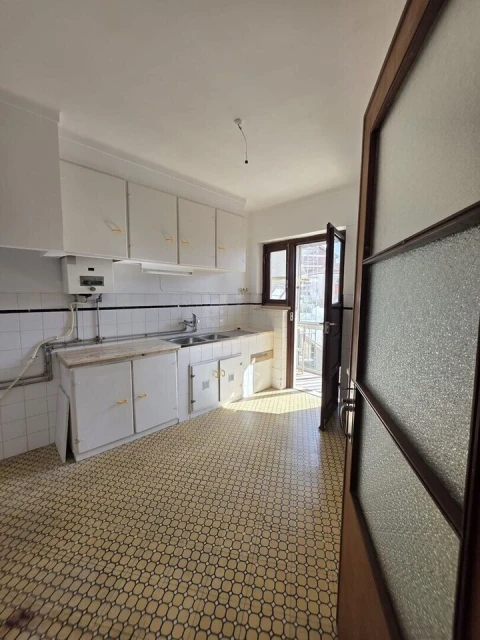 Apartamento T4 para Venda em Santo Antonio dos Olivais