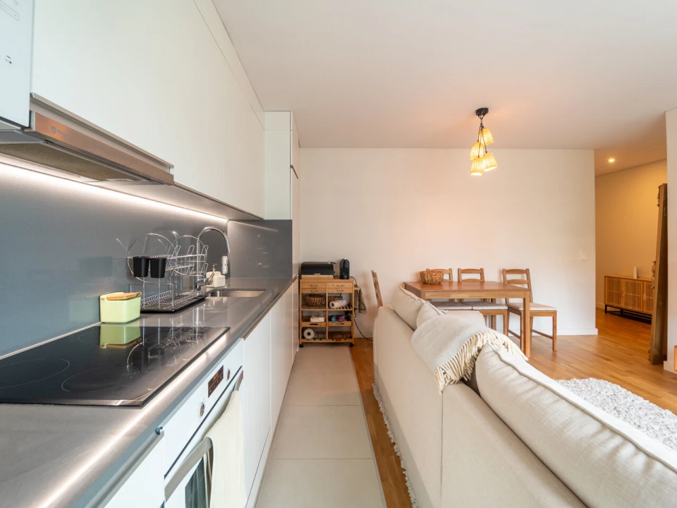 Apartamento T1 para Venda em Lordelo do Ouro e Massarelos Foto 14