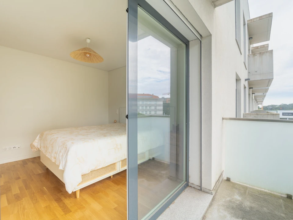 Apartamento T1 para Venda em Lordelo do Ouro e Massarelos Foto 25