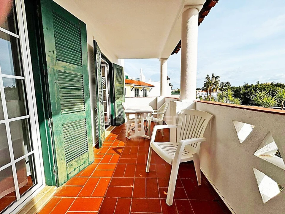 Apartamento T2 para Venda em Quarteira Foto 14