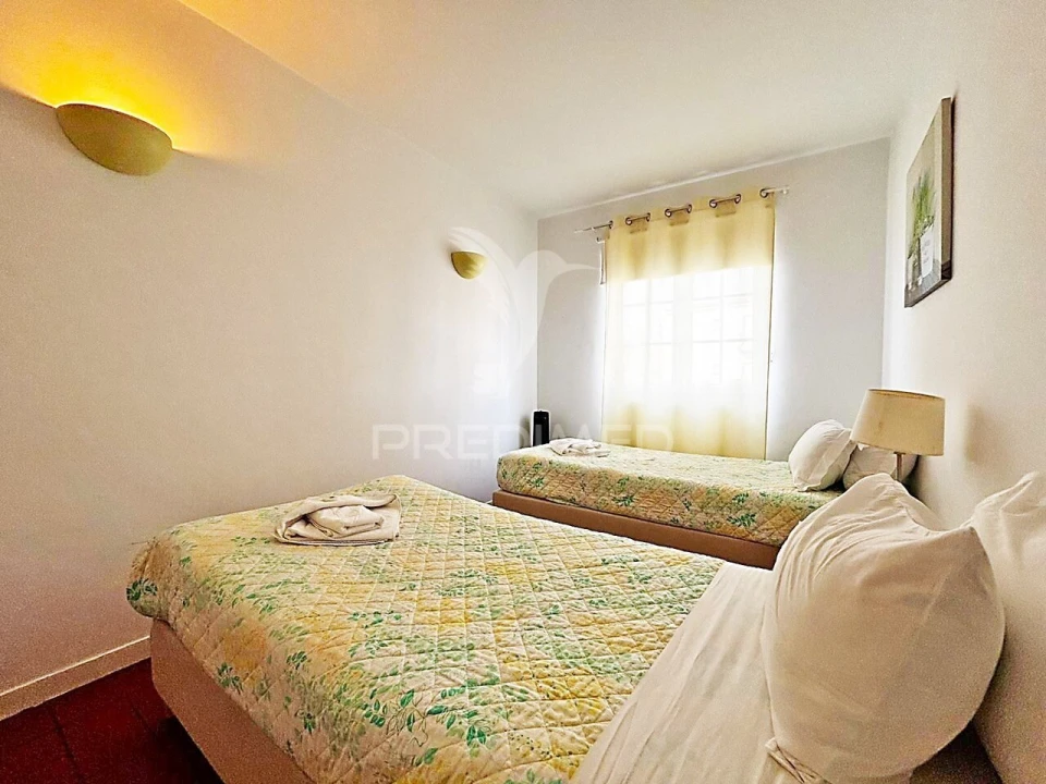 Apartamento T2 para Venda em Quarteira Foto 30