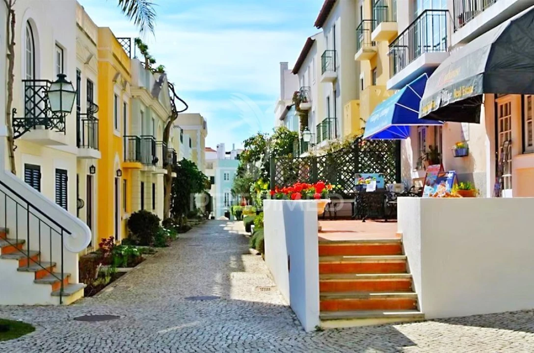 Apartamento T2 para Venda em Quarteira Foto 6