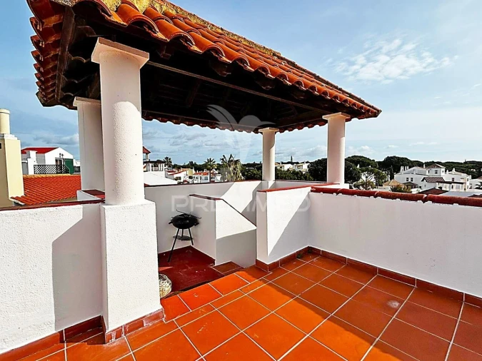 Apartamento T2 para Venda em Quarteira Foto 10