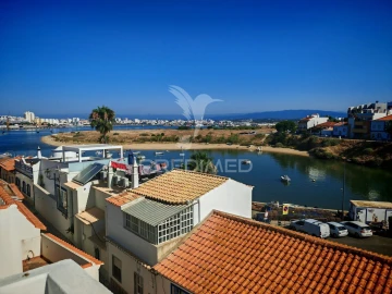Moradia T1 para Venda em Ferragudo