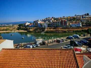 Moradia T1 para Venda em Ferragudo