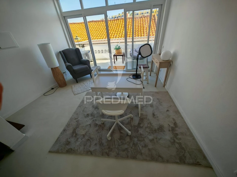 Moradia T1 para Venda em Ferragudo Foto 12