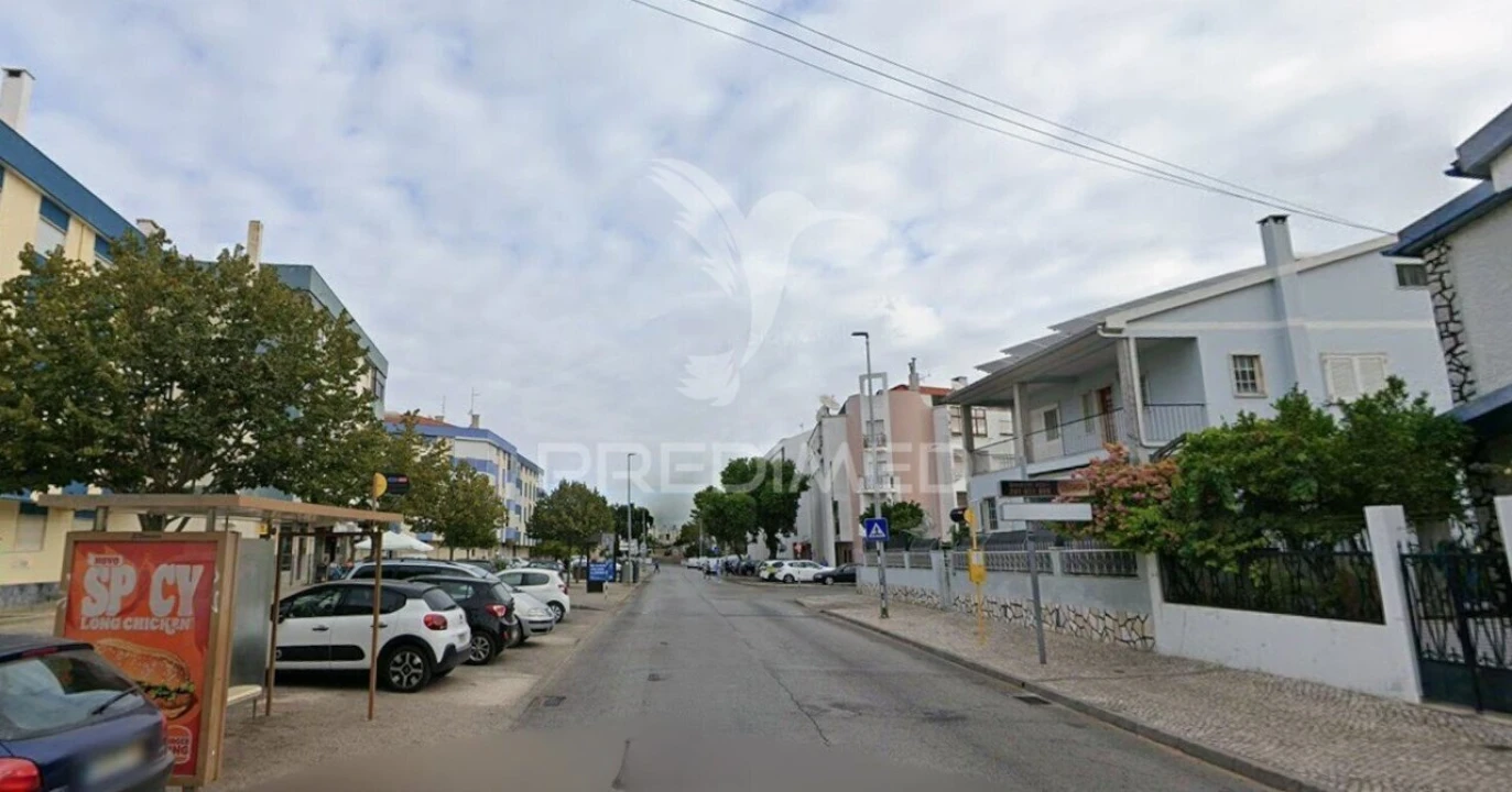 Apartamento T4 para Venda em Amora Foto 15