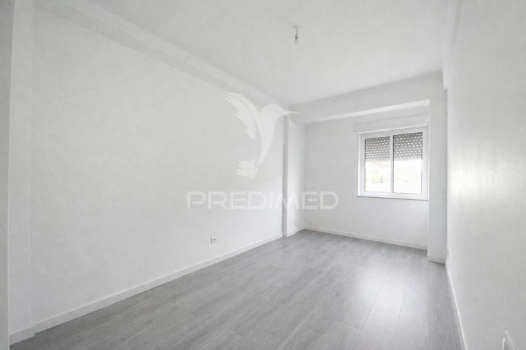 Apartamento T2 para Venda em Setubal (São Sebastião) Foto 3