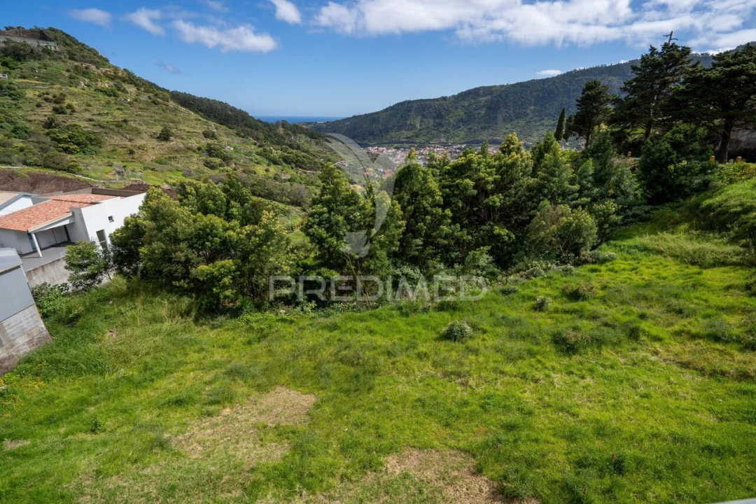 Terreno para Venda em Machico Foto 2