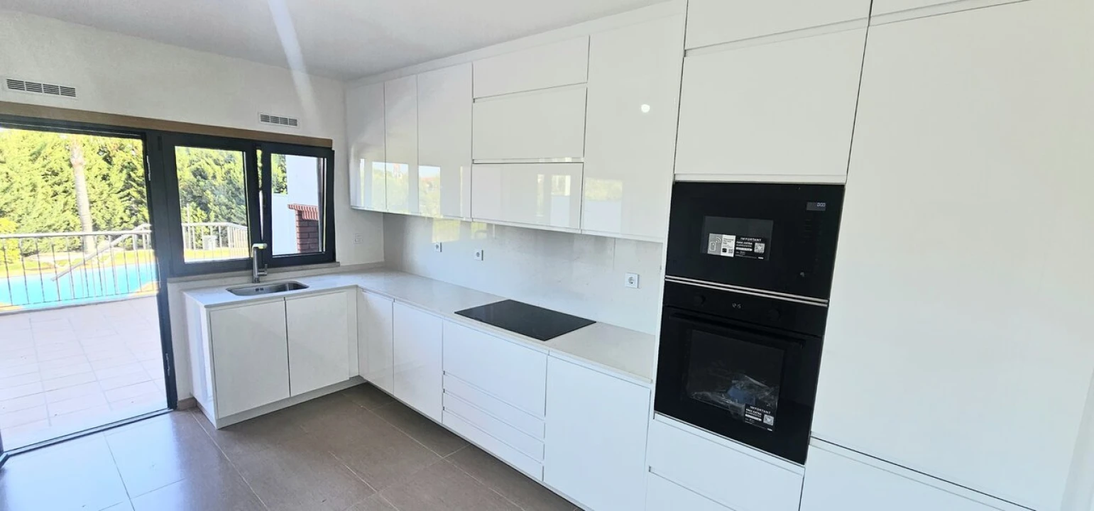 Moradia T2 para Venda em Guia Foto 10