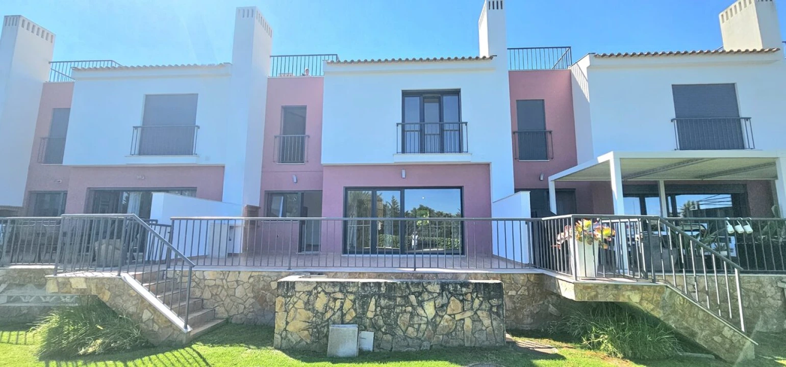Moradia T2 para Venda em Guia Foto 31