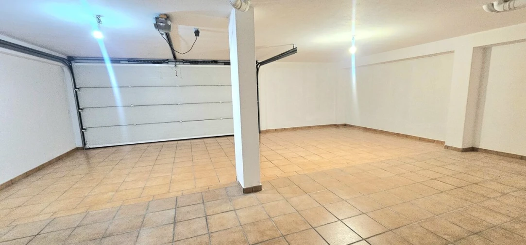 Moradia T2 para Venda em Guia Foto 33