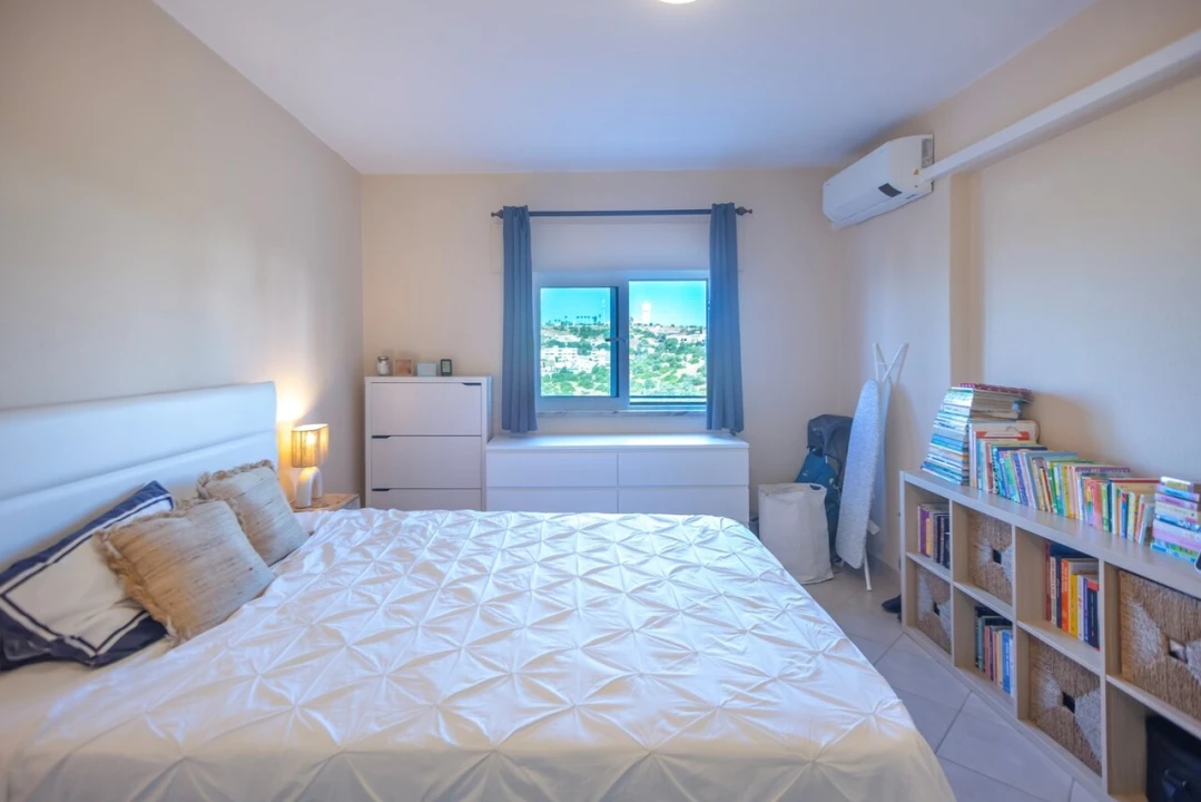 Apartamento T3 para Venda em Albufeira e Olhos de Água Foto 13