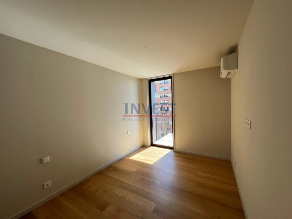 Apartamento T3 para Venda em Santa Marinha e São Pedro da Afurada Foto 11