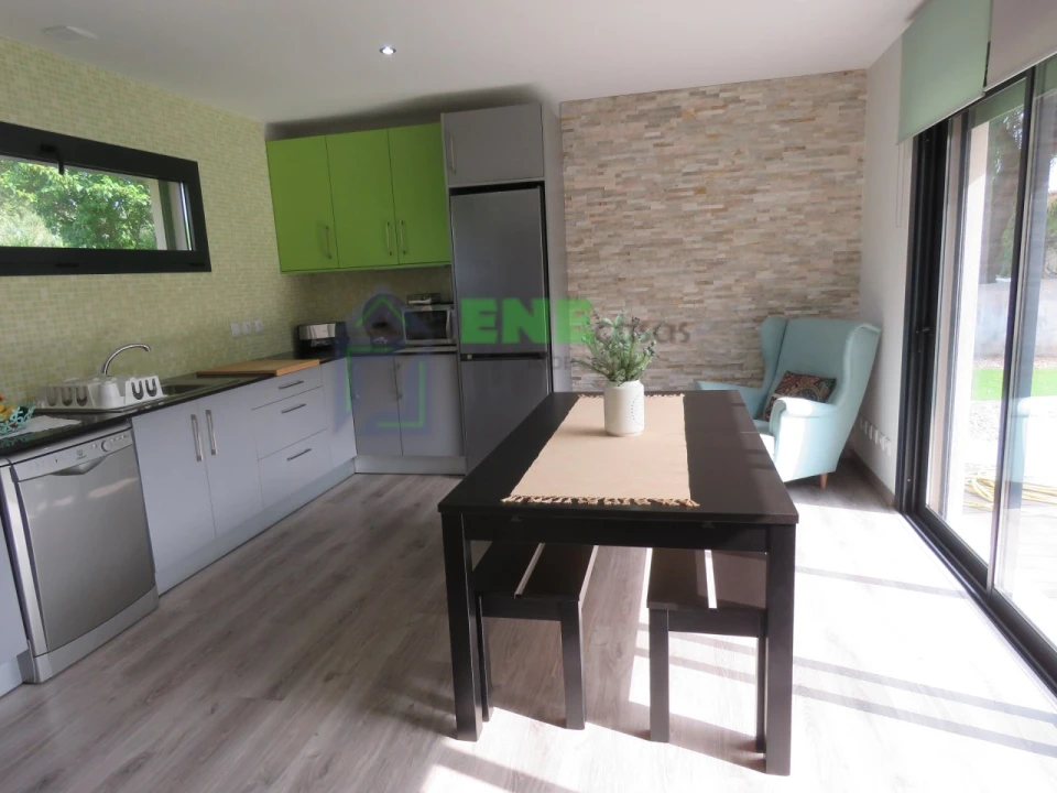 Moradia T2 para Venda em Dois Portos e Runa Foto 14