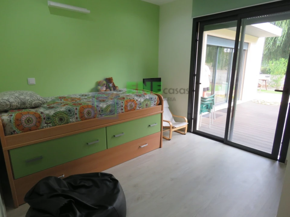Moradia T2 para Venda em Dois Portos e Runa Foto 19