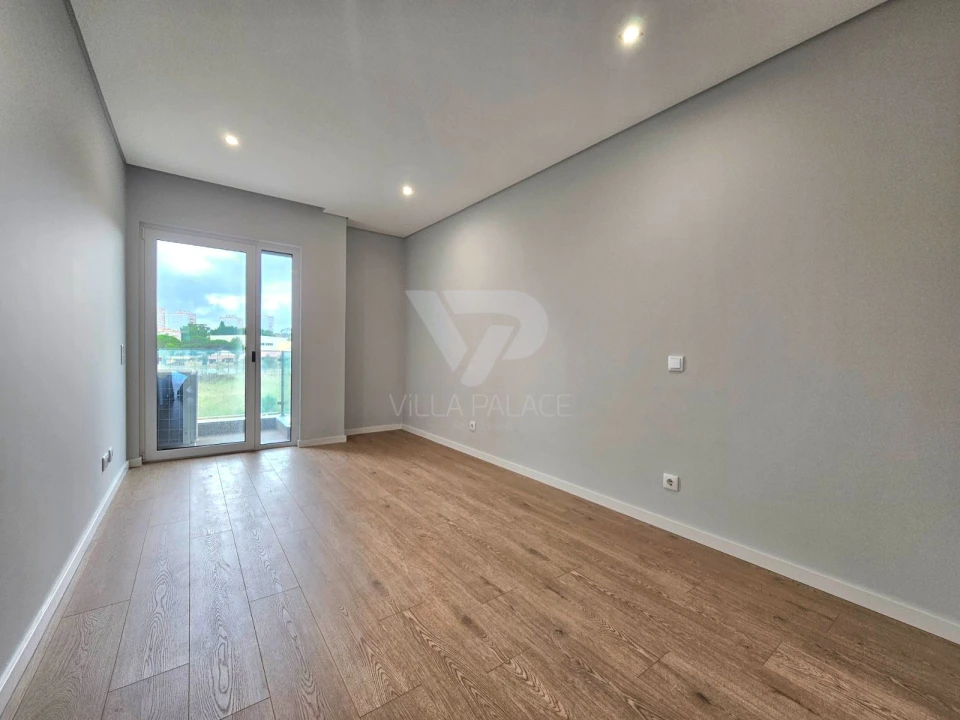 Apartamento T3 para Arrendamento em Carcavelos e Parede Foto 22