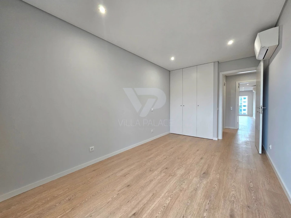 Apartamento T3 para Arrendamento em Carcavelos e Parede Foto 21