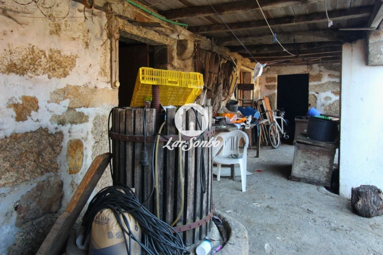 Quinta T3 para Venda em Airo Foto 22