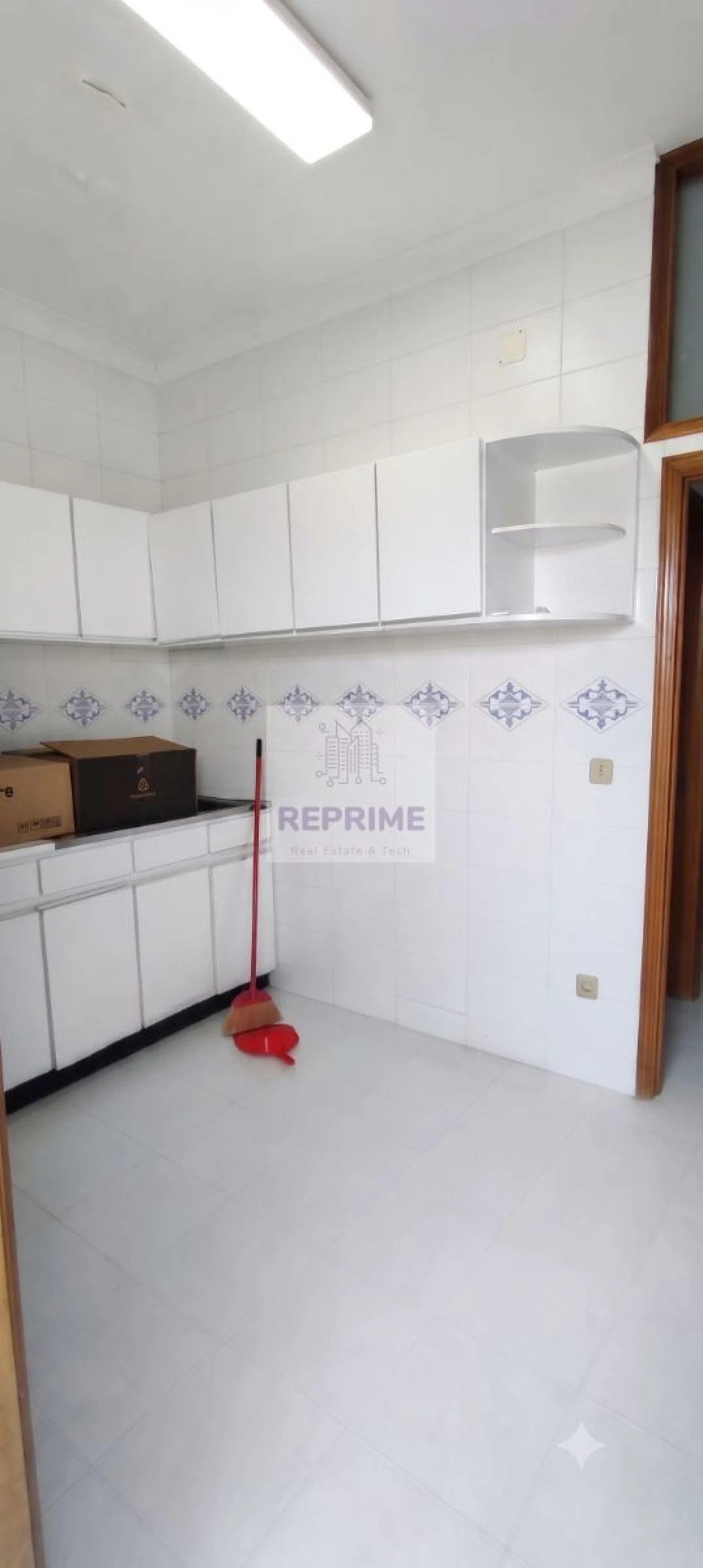 Prédio para Venda em Pedroso e Seixezelo Foto 3