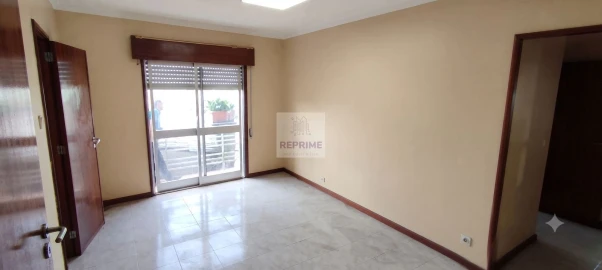 Prédio para Venda em Pedroso e Seixezelo