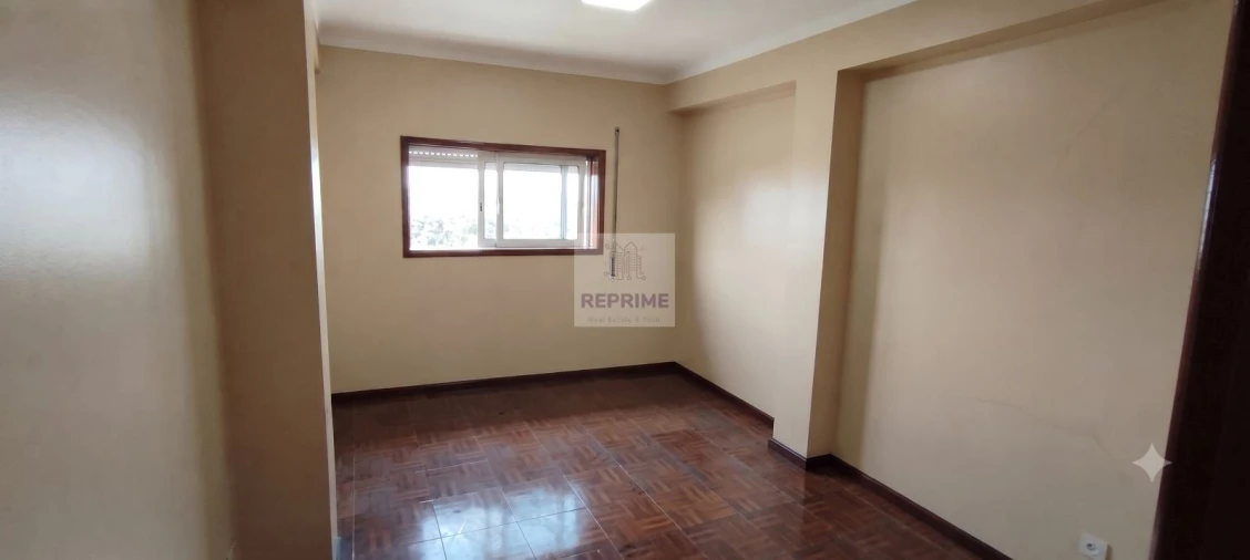 Prédio para Venda em Pedroso e Seixezelo Foto 13