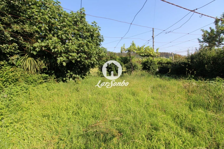 Moradia T3 para Venda em Airo Foto 20