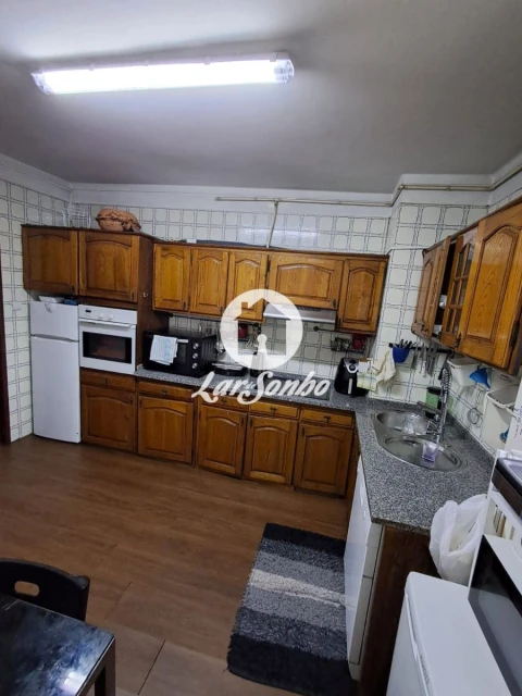 Apartamento T4 para Venda em Barcelos, V.Boa, V.Frescainha
