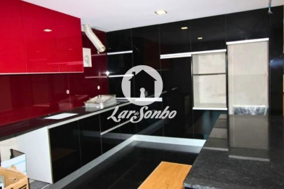 Moradia T4 para Venda em Abade de Neiva