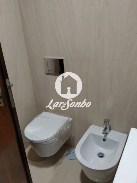 Moradia T4 para Venda em Abade de Neiva