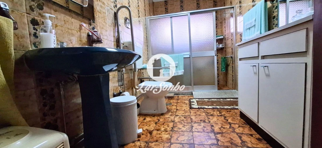 Moradia T4 para Venda em Roriz Foto 17