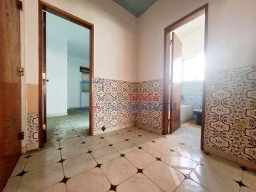 Apartamento T1 para Venda em Baixa da Banheira e Vale da Amoreira