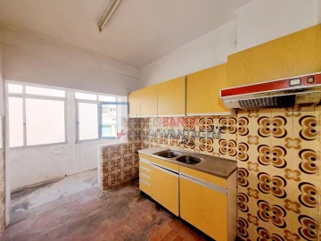 Apartamento T1 para Venda em Baixa da Banheira e Vale da Amoreira