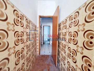 Apartamento T1 para Venda em Baixa da Banheira e Vale da Amoreira