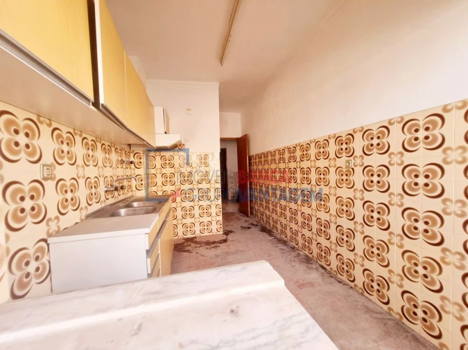 Apartamento T1 para Venda em Baixa da Banheira e Vale da Amoreira Foto 4