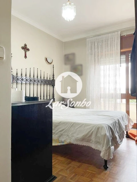 Moradia T4 para Venda em Arcozelo
