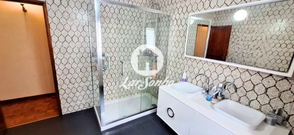 Moradia T5 para Venda em Aguçadoura e Navais