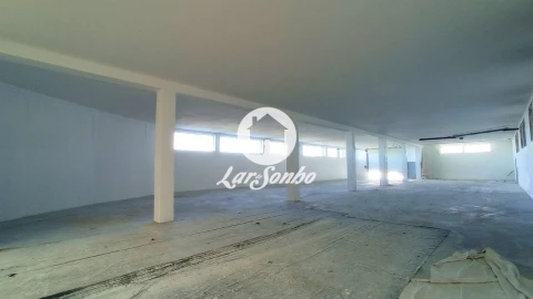 Armazém para Venda em Lemenhe, Mouquim e Jesufrei