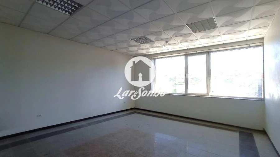 Armazém para Venda em Lemenhe, Mouquim e Jesufrei Foto 15