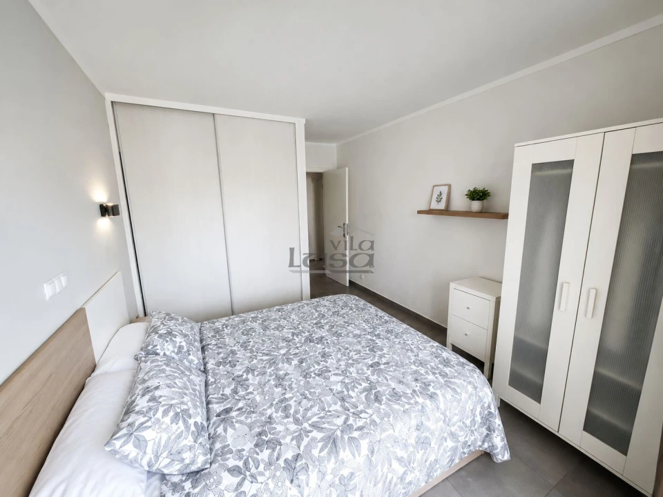 Apartamento T1 para Venda em Portimão Foto 2