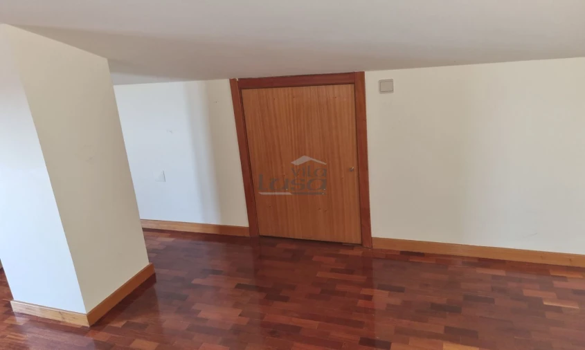 Moradia T3 para Venda em Campo e Sobrado Foto 21