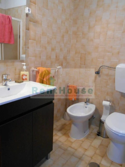Apartamento T2 para Arrendamento em Buarcos