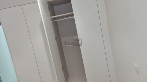 Apartamento T1 para Arrendamento em Cedofeita, Santo Ildefonso, Sé, Miragaia, São Nicolau e Vitória