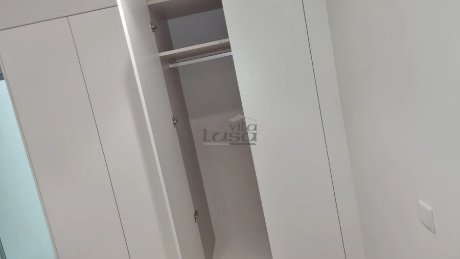 Apartamento T1 para Arrendamento em Cedofeita, Santo Ildefonso, Sé, Miragaia, São Nicolau e Vitória Foto 11