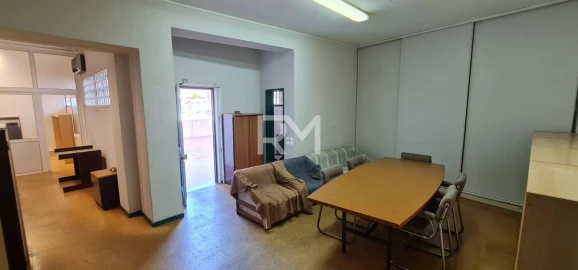 Loja para Arrendamento em Valongo
