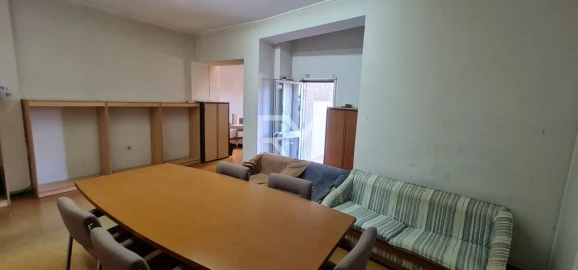 Loja para Arrendamento em Valongo