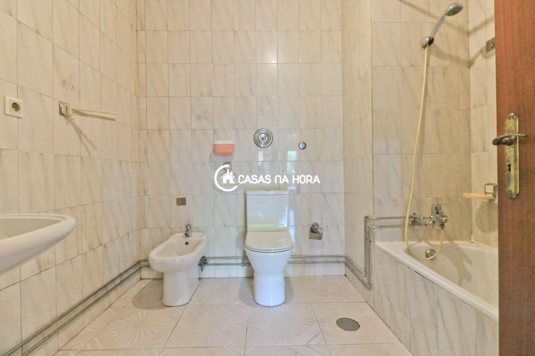 Apartamento T2 para Arrendamento em Matosinhos e Leça da Palmeira Foto 16