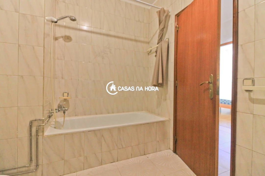 Apartamento T2 para Arrendamento em Matosinhos e Leça da Palmeira Foto 20
