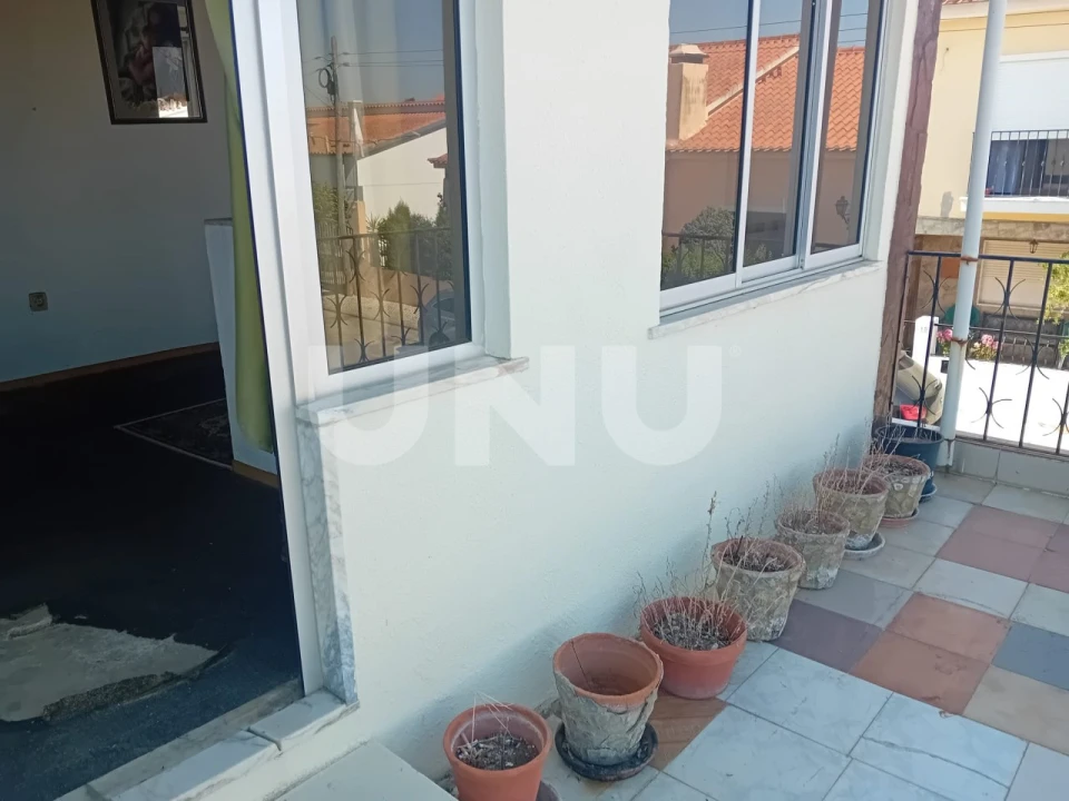Moradia T2 para Venda em Quinta do Anjo Foto 3